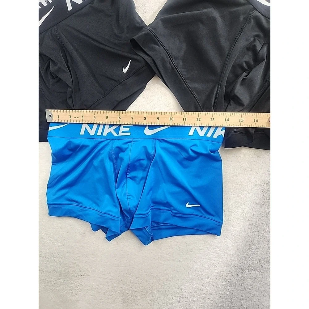 EUC Men's  FLEX  Boxers Briefs  Lot 3 Nike 32-34 Medium